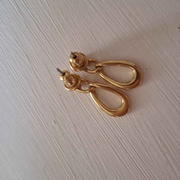 Vintage Monet Signed Goldtone Dangle Drop Earrings Infinity Figure 8 Earrings - Picture 3 of 5